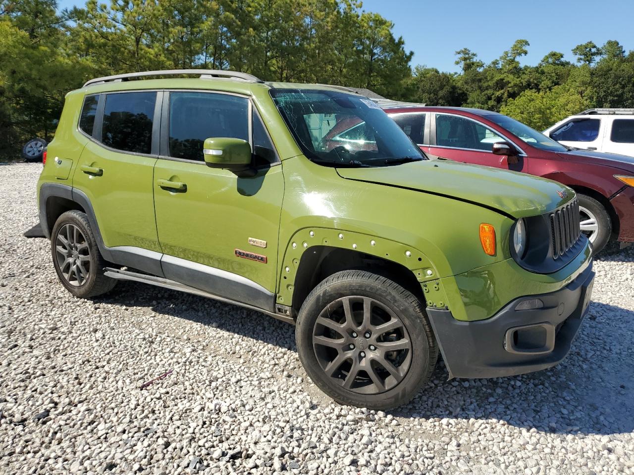 2016 Jeep Renegade Latitude vin: ZACCJBBT6GPD81337