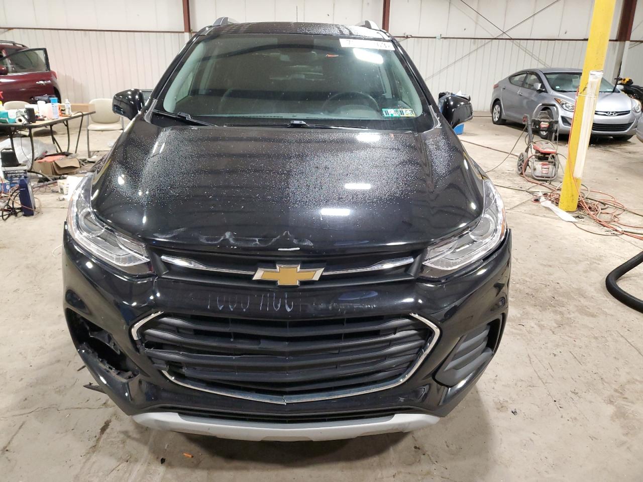 3GNCJPSB2LL321070 Chevrolet Trax 1LT 5