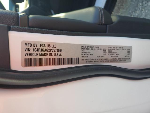 1C4RJGAG2PC571054 Jeep Grand Cherokee Laredo