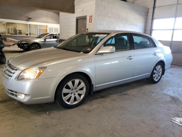 2005 Toyota Avalon XL