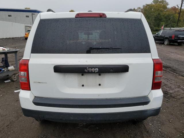 1C4NJPBB3FD328301 Jeep Patriot Sport