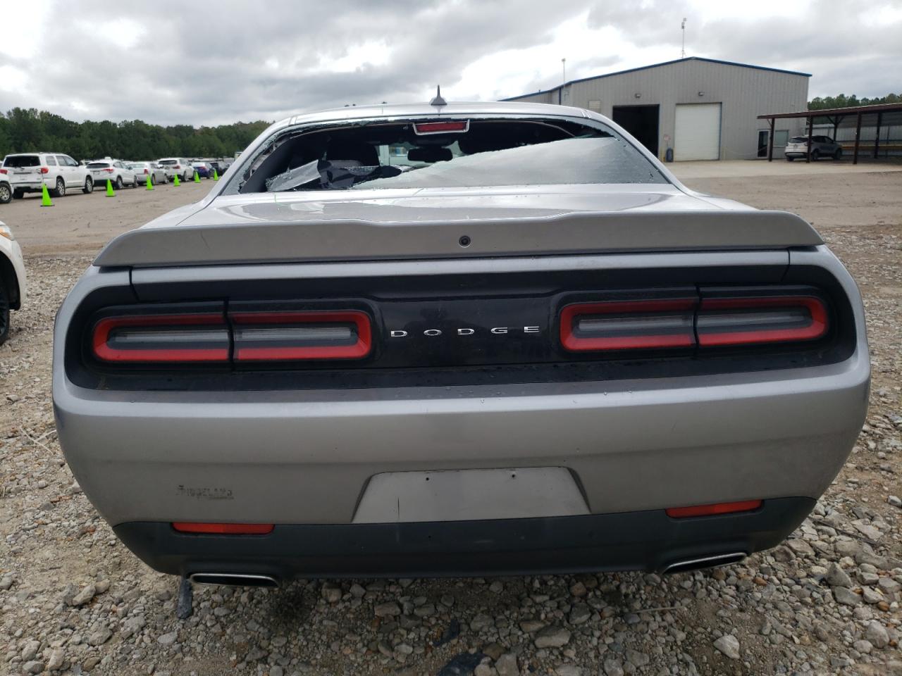 Lot #2826134542 2016 DODGE CHALLENGER