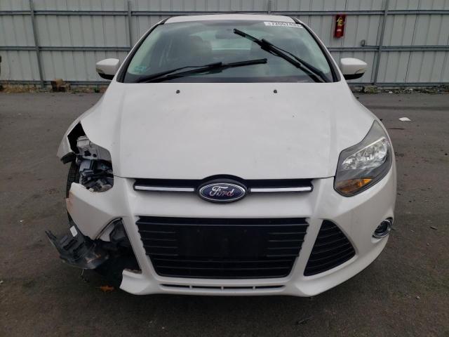 1FADP3J25EL192204 Ford Focus Titanium