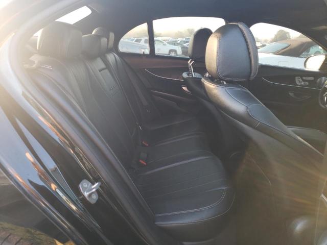 WDDZF4KB2HA104058 Mercedes-Benz E 300 4matic