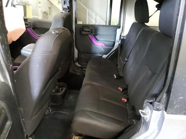 1C4BJWDG2EL157812 Jeep Wrangler Unlimited Sport