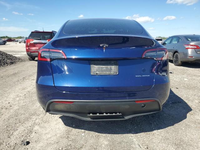 7SAYGDEE7NF480821 Tesla Model Y  6