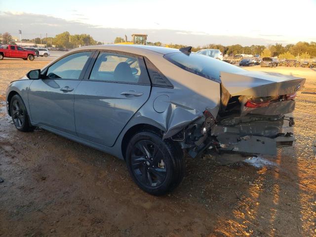 KMHLM4AG1PU442952 Hyundai Elantra SE 2