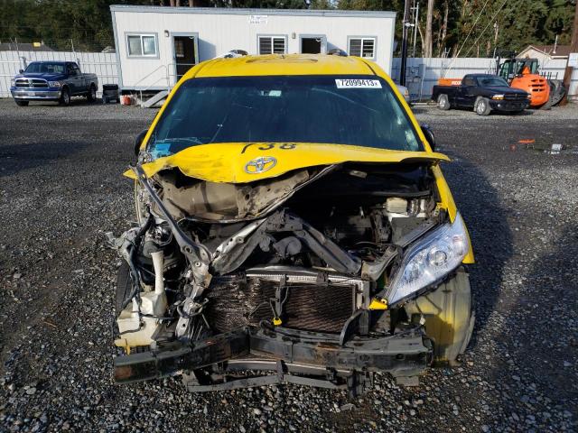 5TDKK3DC3FS667644 Toyota SIENNA LE