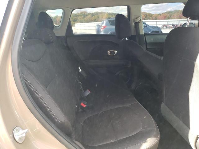 KNDJN2A21F7232009 KIA Soul