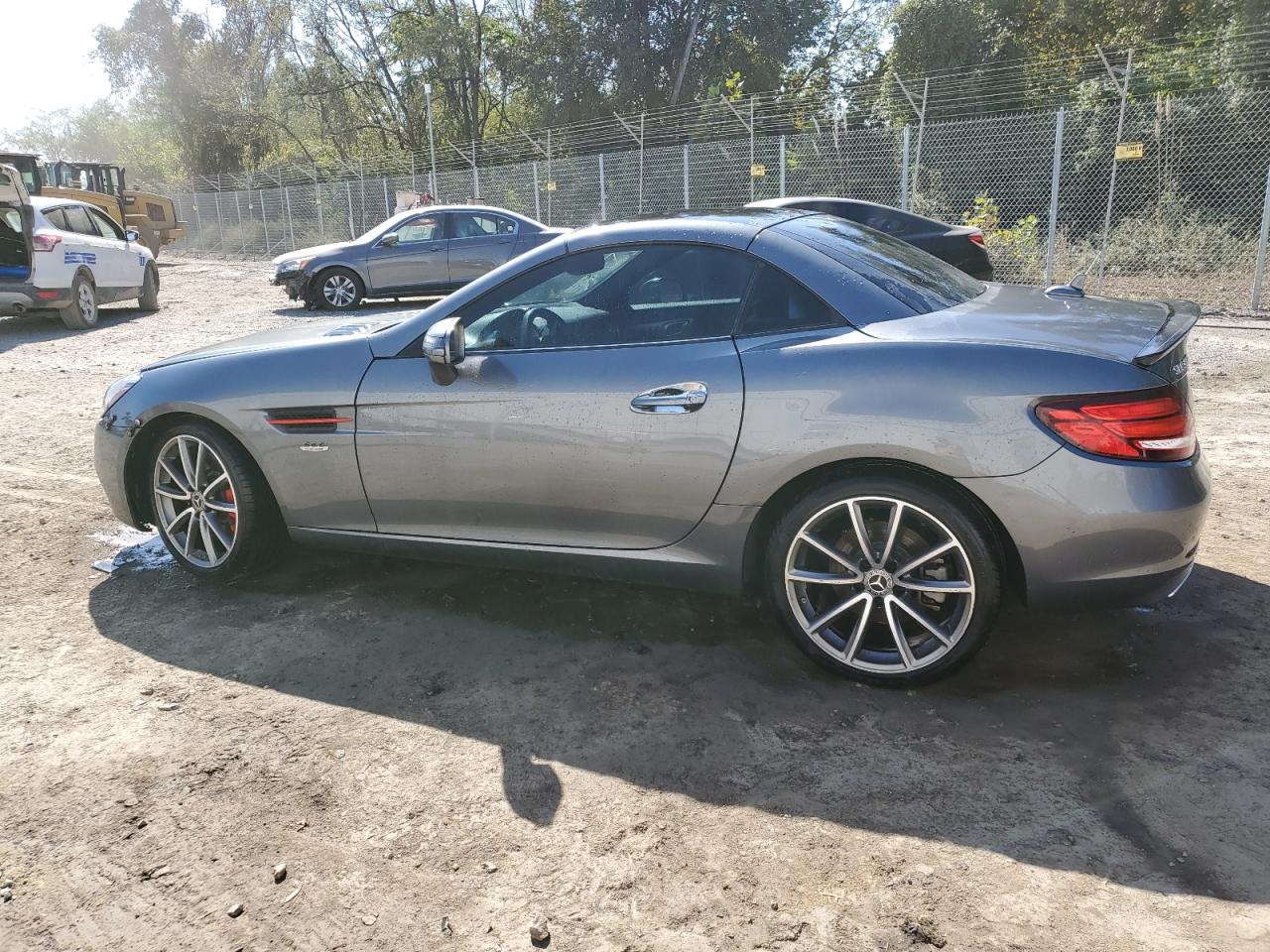 2018 Mercedes-Benz Slc 300 vin: WDDPK3JA5JF147761