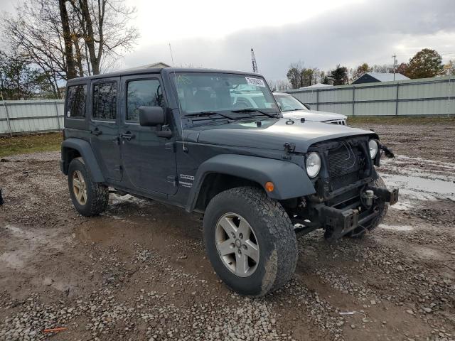 1C4BJWDG2HL520596 Jeep Wrangler Unlimited Sport