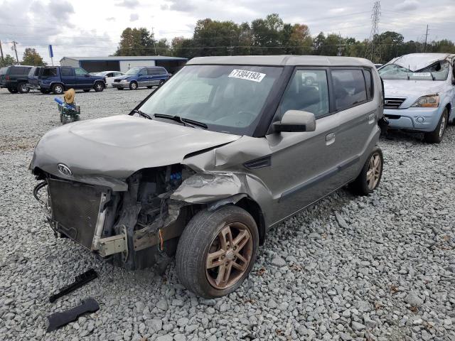 2010 Kia Soul +