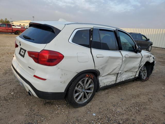 5UXTR7C59KLF34877 2019 BMW X3, photo no. 3