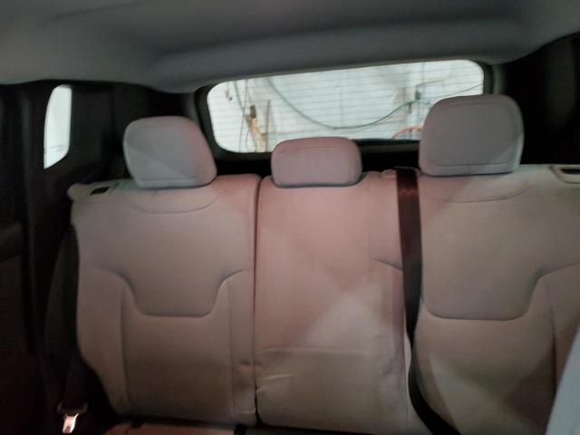ZACCJBBT0FPB56054 Jeep Renegade Latitude