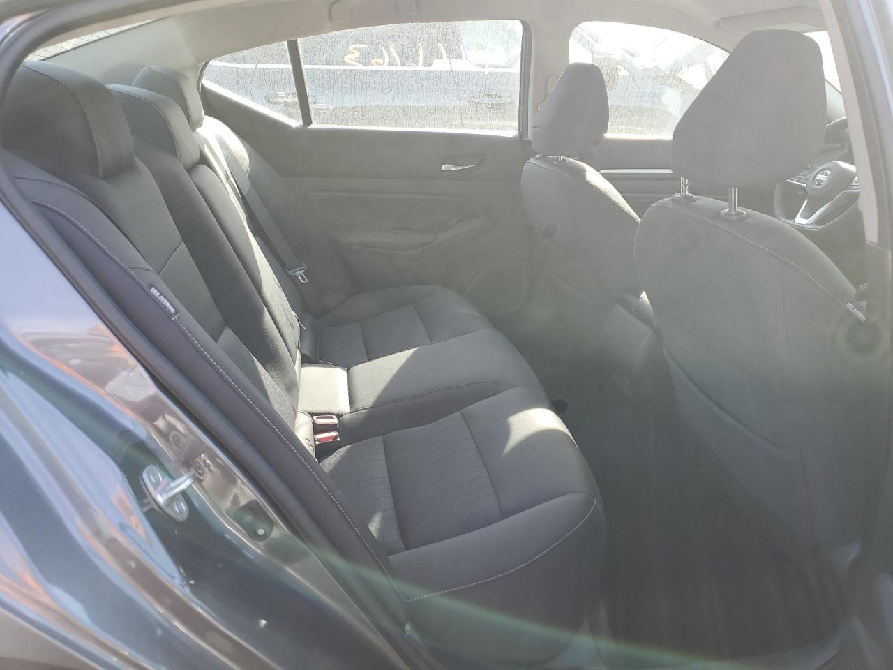 VIN: 1N4BL4DW2MN318884 2021 NISSAN ALTIMA