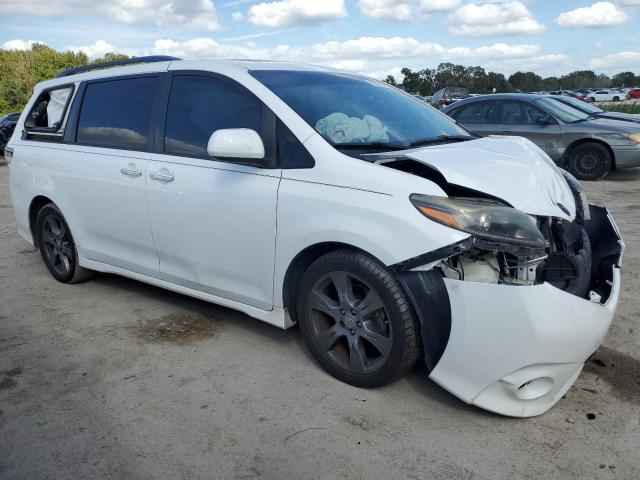 5TDXZ3DC9HS843357 2017 TOYOTA SIENNA, photo no. 4