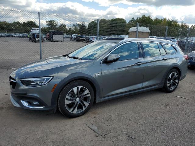 2018 Buick Regal TourX Essence