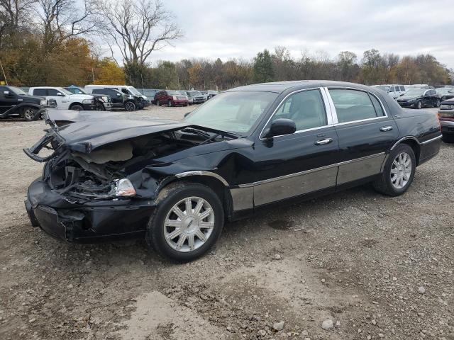 2007 Lincoln Town Car Signature Limited