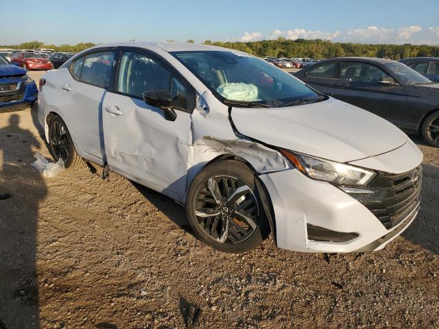  NISSAN VERSA 2023 Сірий