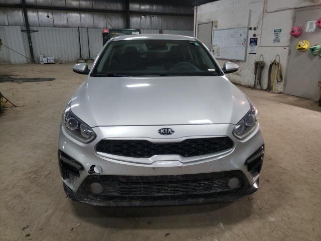 3KPF24AD4KE093810 KIA FORTE FE
