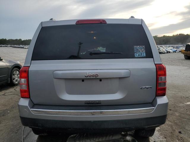 1C4NJPFA6GD589005 Jeep Patriot Latitude