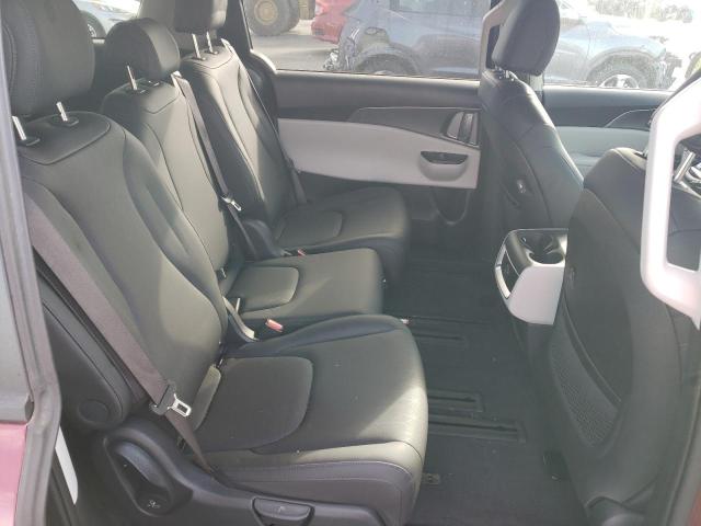 KNDNB4H38R6320621 KIA Carnival Lx