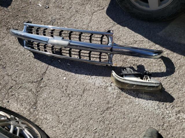 2003 Chevrolet Tahoe C1500 VIN: 1GNEC13V13R315990 Lot: 73211563