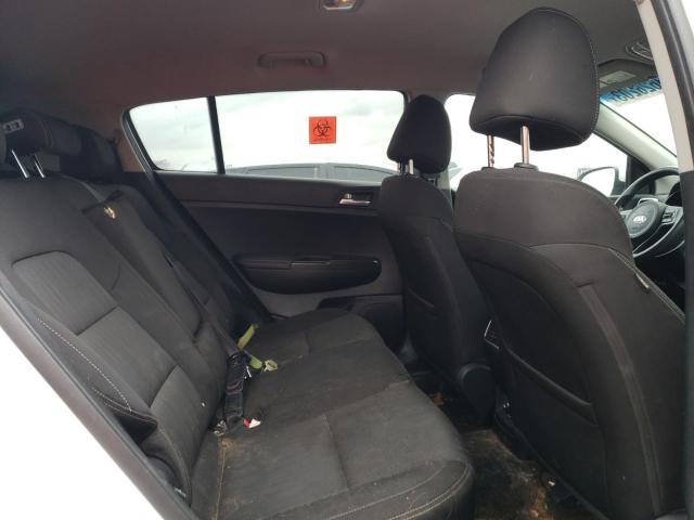 KNDPMCAC9H7131475 KIA Sportage Lx