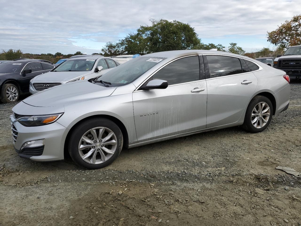 1G1ZD5ST4KF108369 2019 Chevrolet Malibu Lt