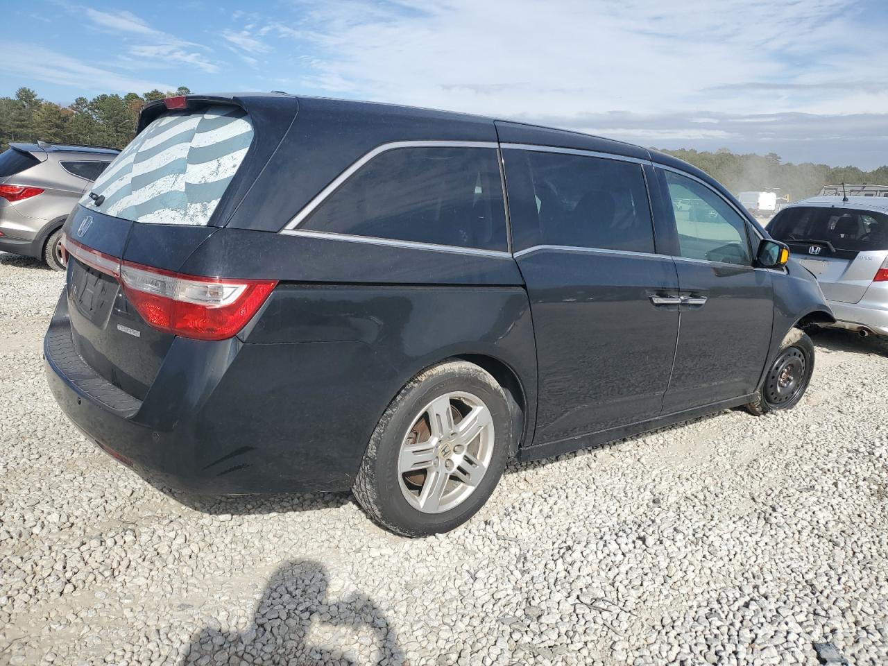 2013 Honda Odyssey Touring vin: 5FNRL5H94DB015798