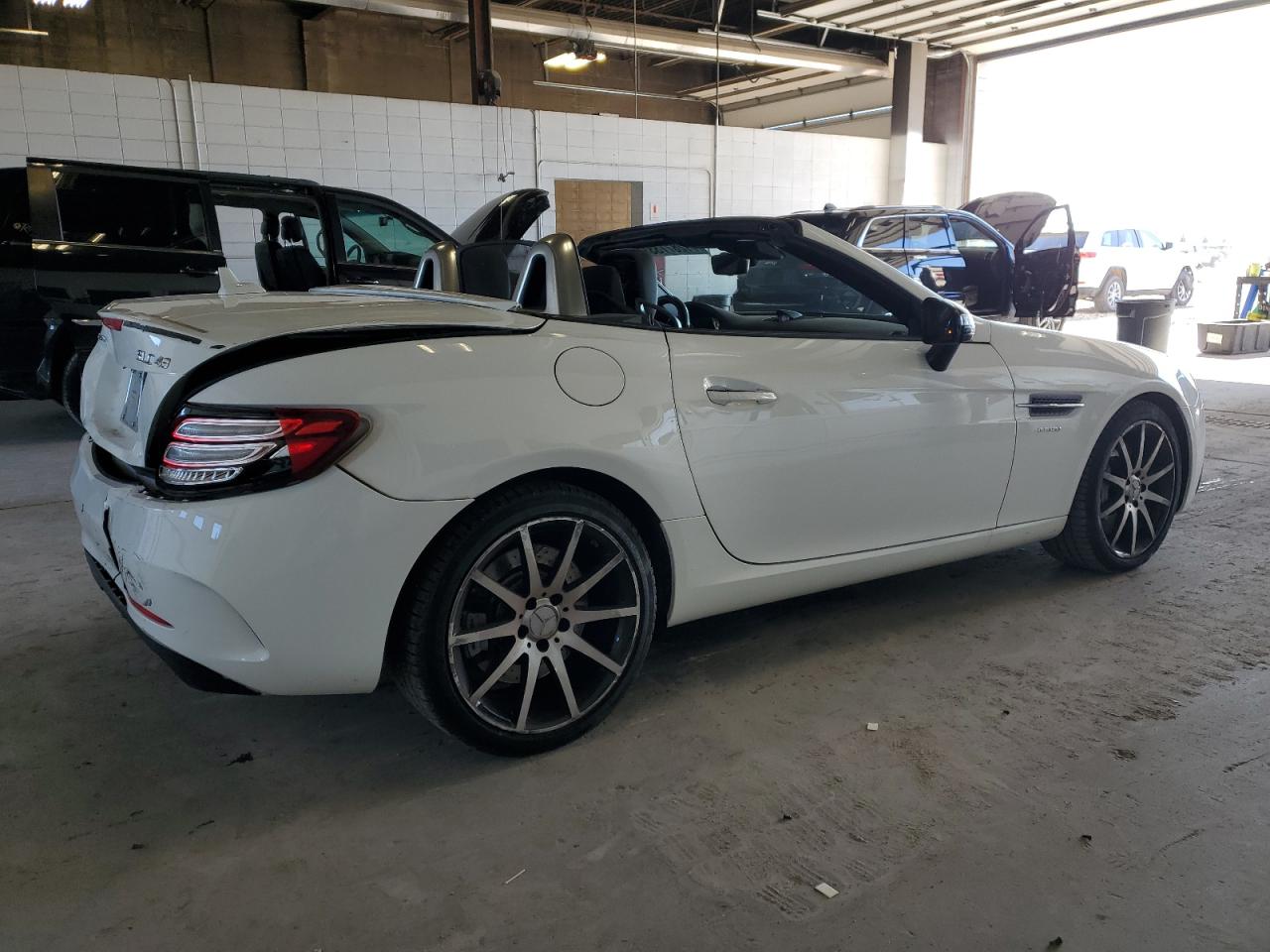 2017 Mercedes-Benz Slc 43 Amg vin: WDDPK6GA1HF131009