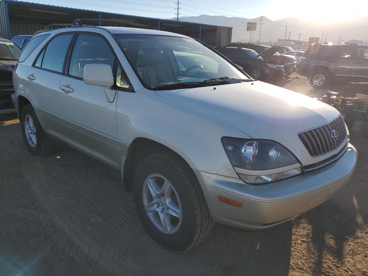 JT6HF10U9X0042775 1999 Lexus Rx 300