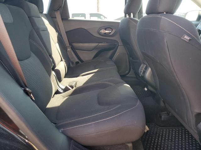 1C4PJMCB4GW117295 Jeep Cherokee Latitude