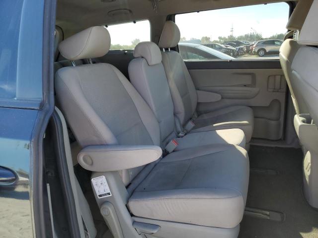 KNDMB5C12G6093737 KIA SEDONA LX