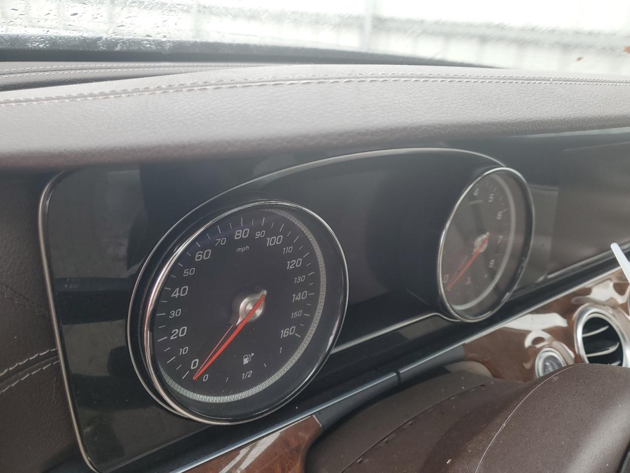 WDDZF4KB8KA528867 2019 Mercedes-Benz E 300 4Matic