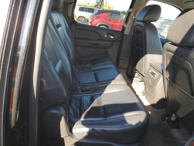 1GNSCJE0XER239404 Chevrolet Suburban C1500 Lt