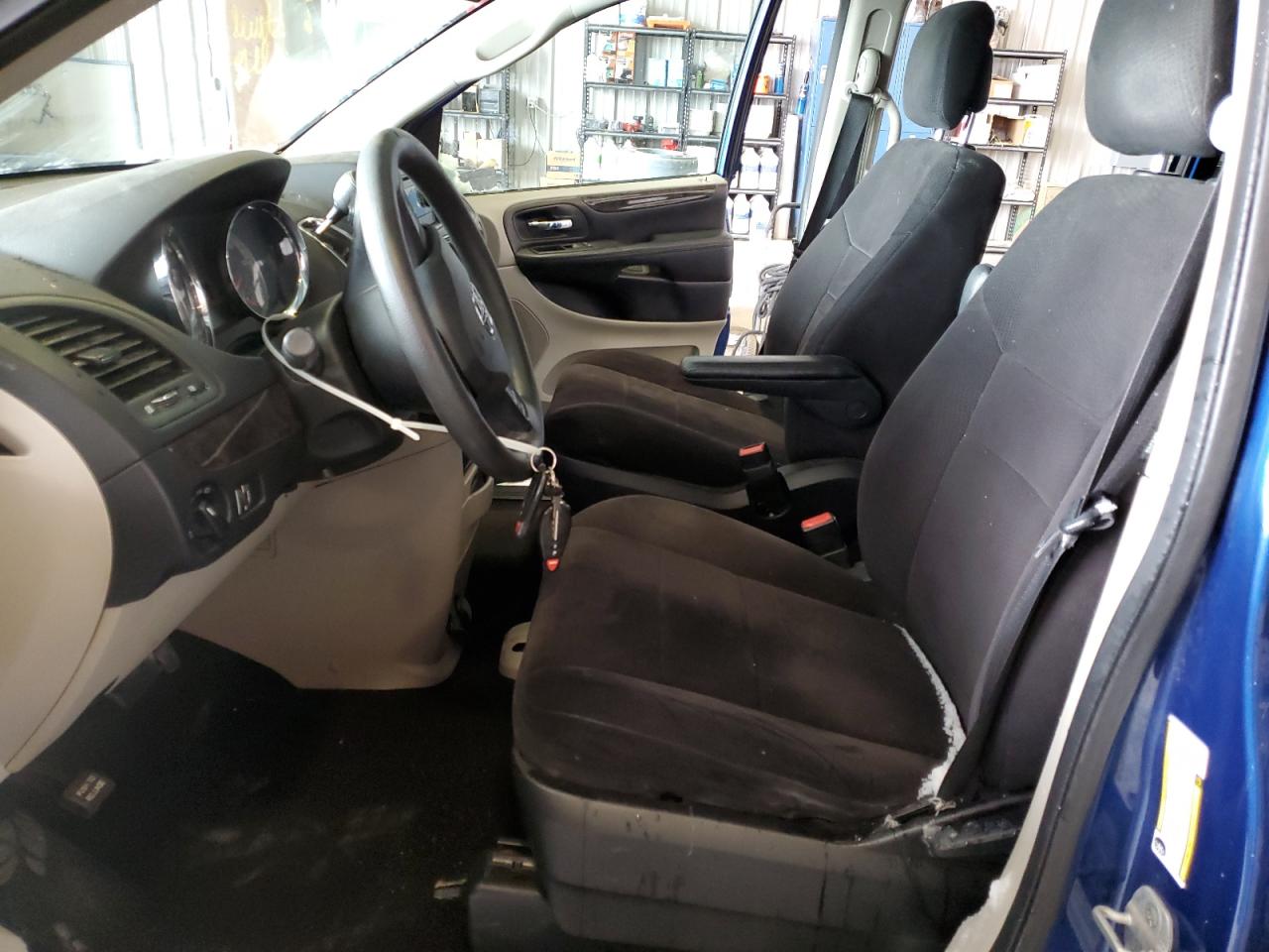 Lot #2201167623 2011 DODGE GRAND CARA