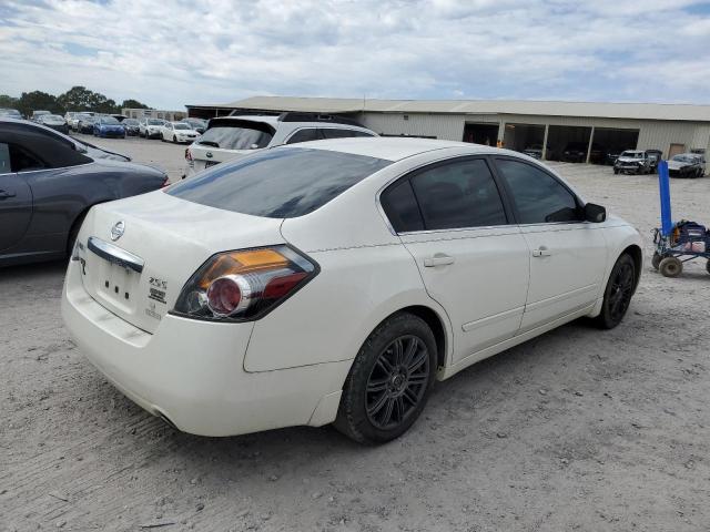 1N4AL2AP2BC120618 | 2011 Nissan altima base