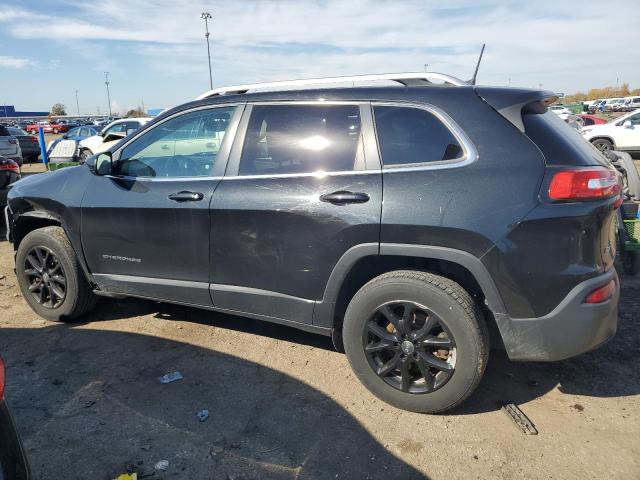 1C4PJMCB4GW117295 Jeep Cherokee Latitude