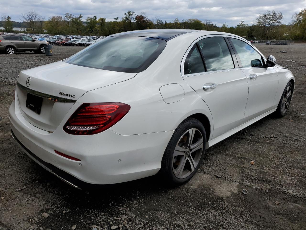 W1KZF8EB9LA820886 Mercedes-Benz E-Class E 350 4MAT 3