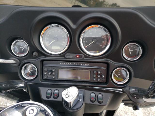 2010 HARLEY-DAVIDSON FLHTCU 1HD1FC410AB652208