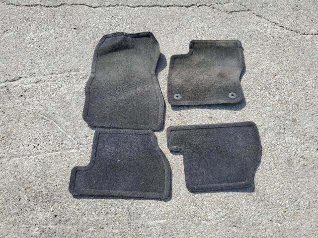 1FADP3F20HL221296 Ford FOCUS SE