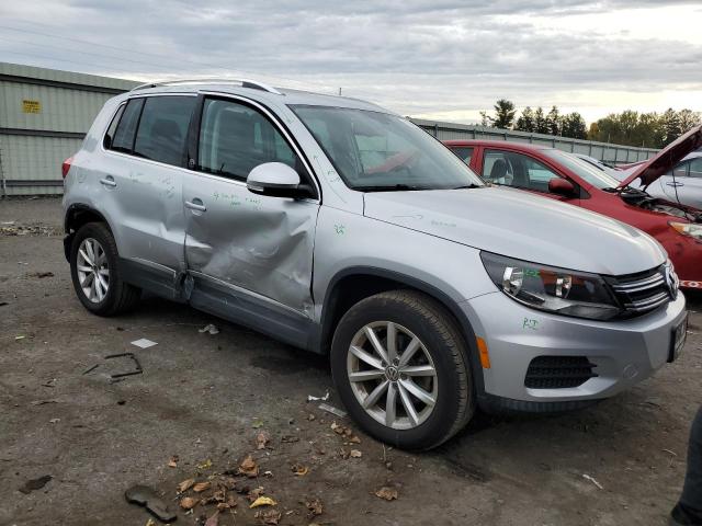 2017 VOLKSWAGEN TIGUAN WOL - WVGSV7AX9HK013680