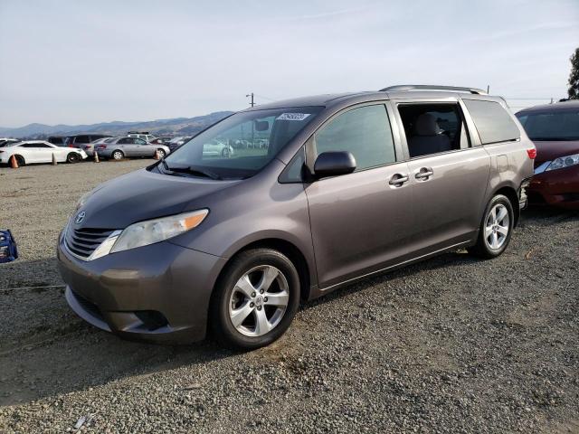 2016 Toyota Sienna LE