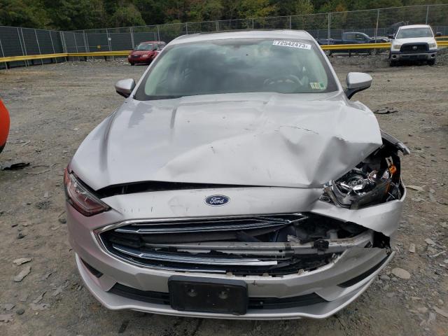 3FA6P0HD3JR165366 Ford FUSION SE