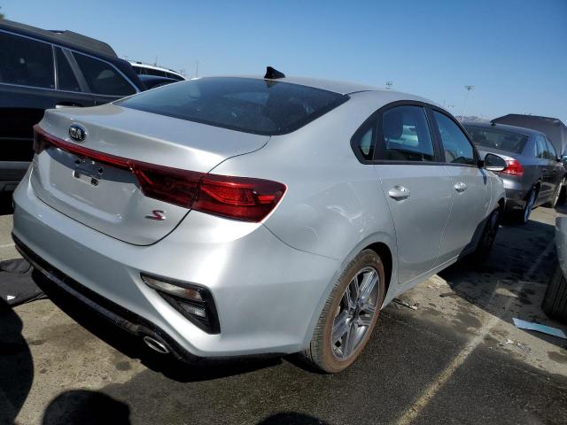 3KPF34AD7KE015759 KIA Forte Gt Line