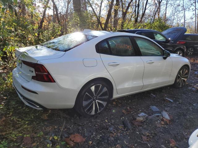 2022 VOLVO S60 B5 MOM 7JRL12TZ3NG160115