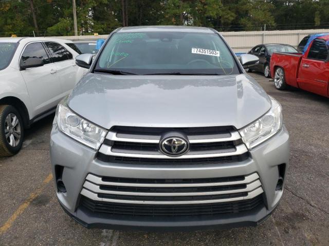 VIN 5TDZZRFH3KS363844 2019 Toyota Highlander, LE no.5