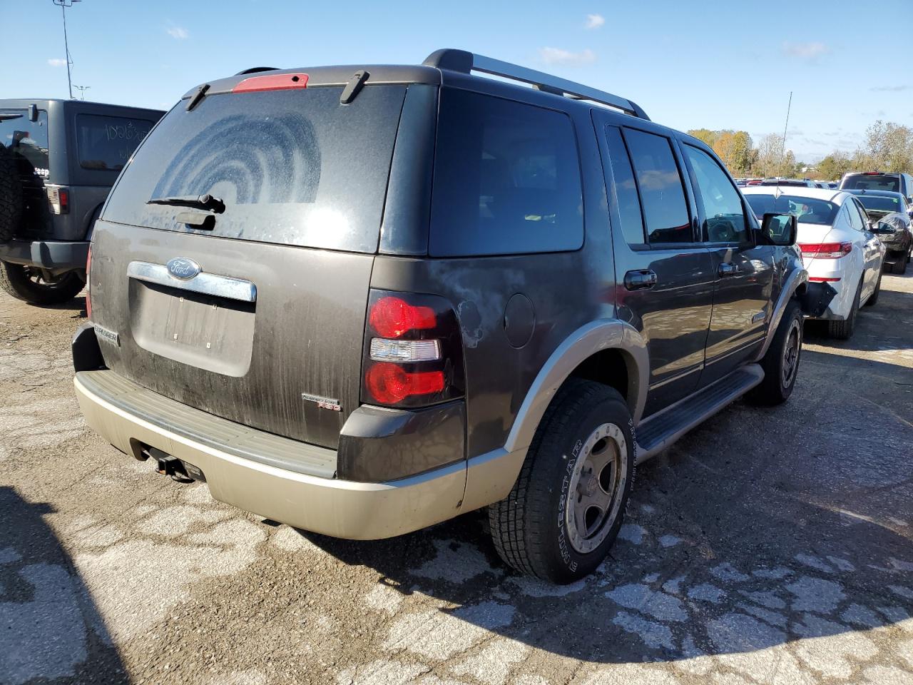 1FMEU74E27UB09101 2007 Ford Explorer Eddie Bauer