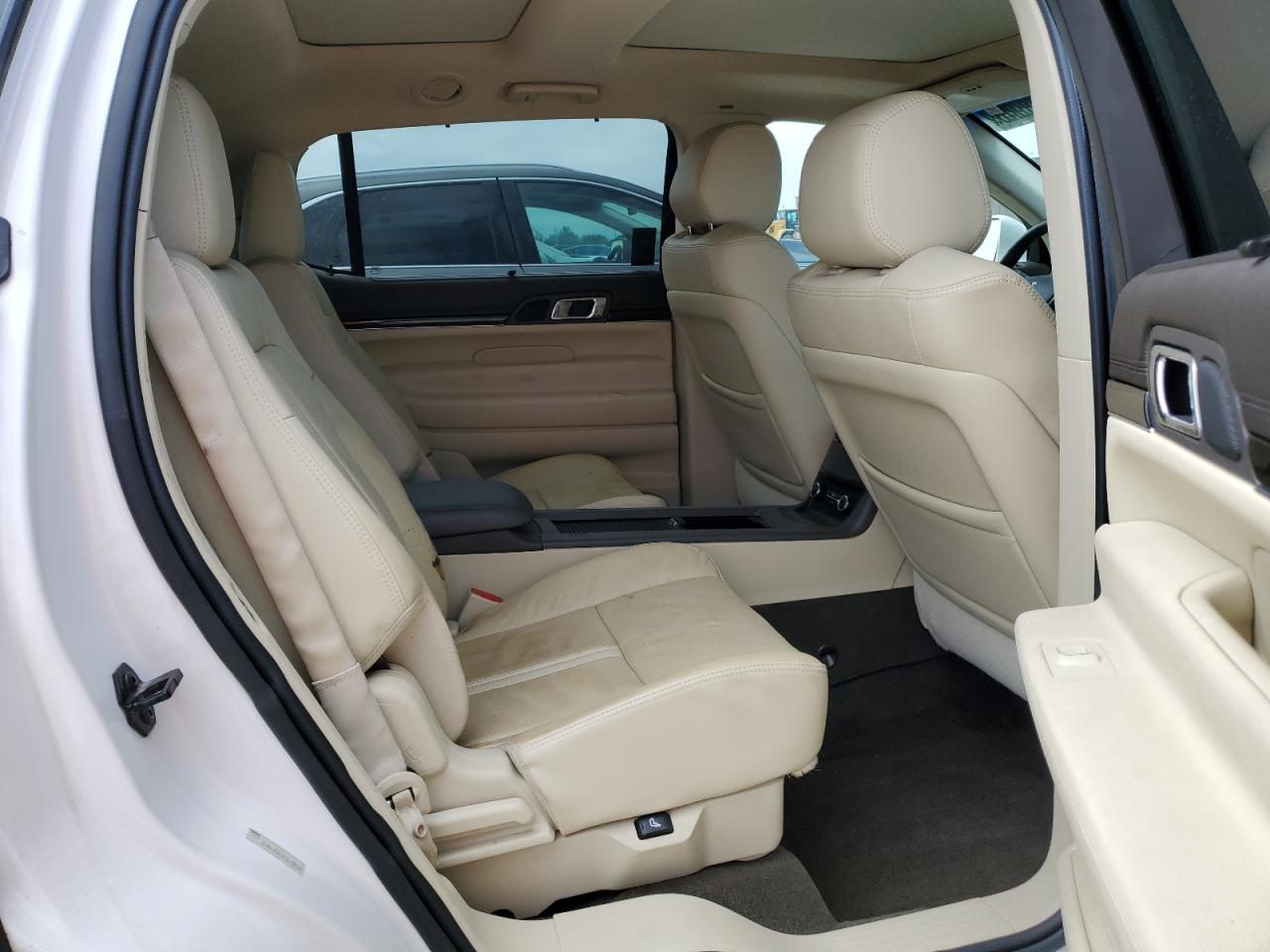 2lmhj5at9fbl02531 2LMHJ5AT9FBL02531 2015 Lincoln Mkt